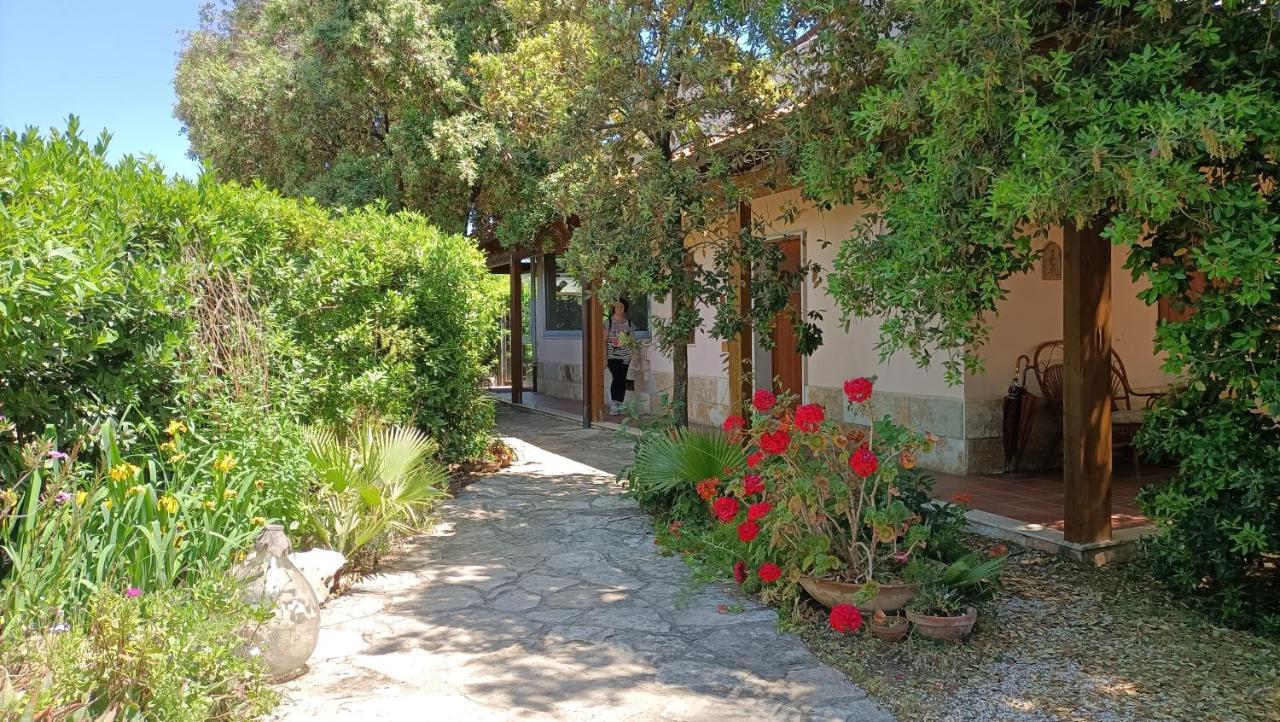 Agriturismo Le Vedute Bisceglie Ngoại thất bức ảnh